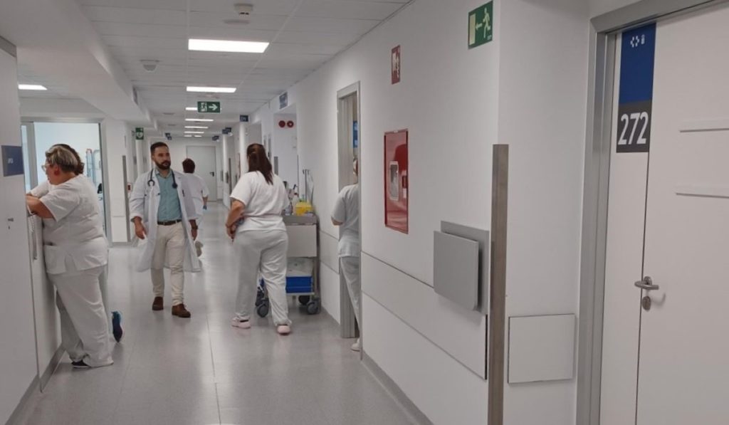 El HUC mejora la comodidad de los pacientes y la capacidad del servicio de Soporte y Cuidados Paliativos. Consejería de Sanidad