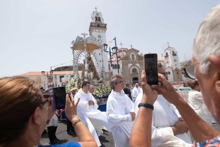 Día grande de Candelaria en honor a la Patrona de Canarias