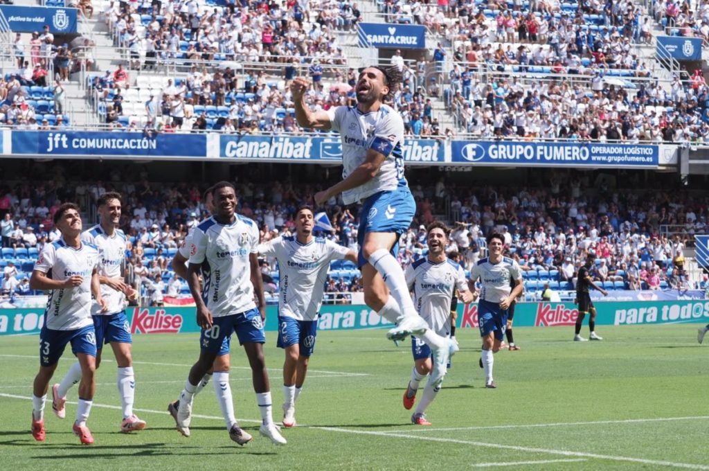 El CD Tenerife, el intratable líder invicto e imbatido (3-0)