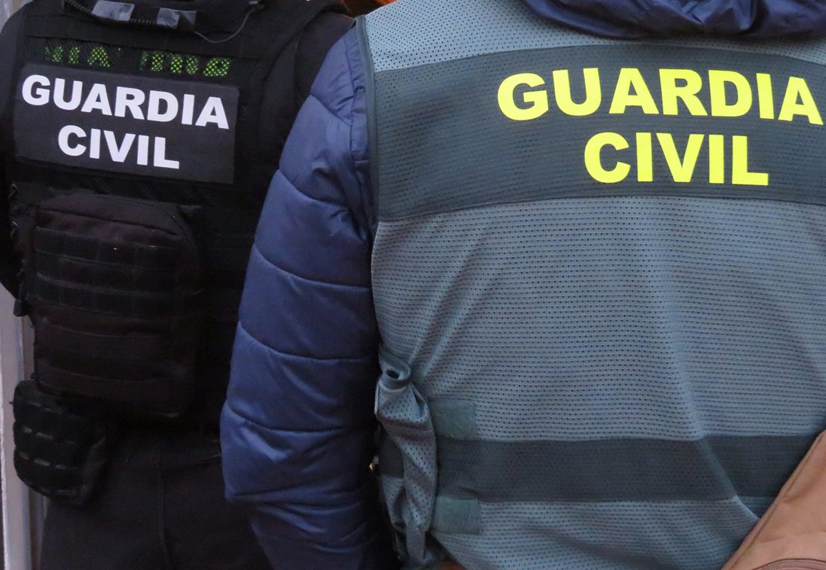 La Guardia Civil detiene a un hombre por entrar a robar en una casa en Tenerife