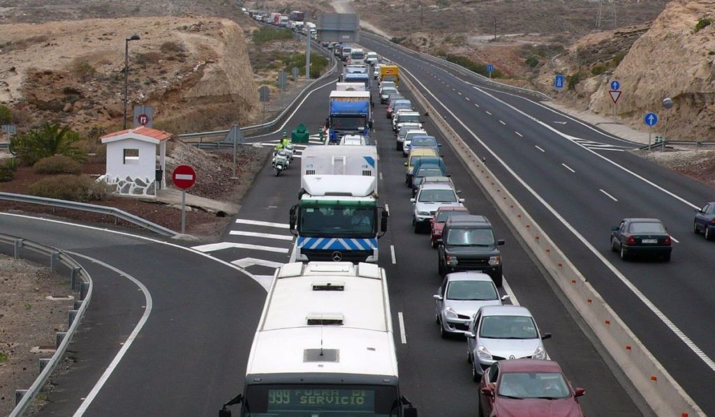 El Gobierno garantiza a las Islas desde hoy las obras de carreteras pendientes