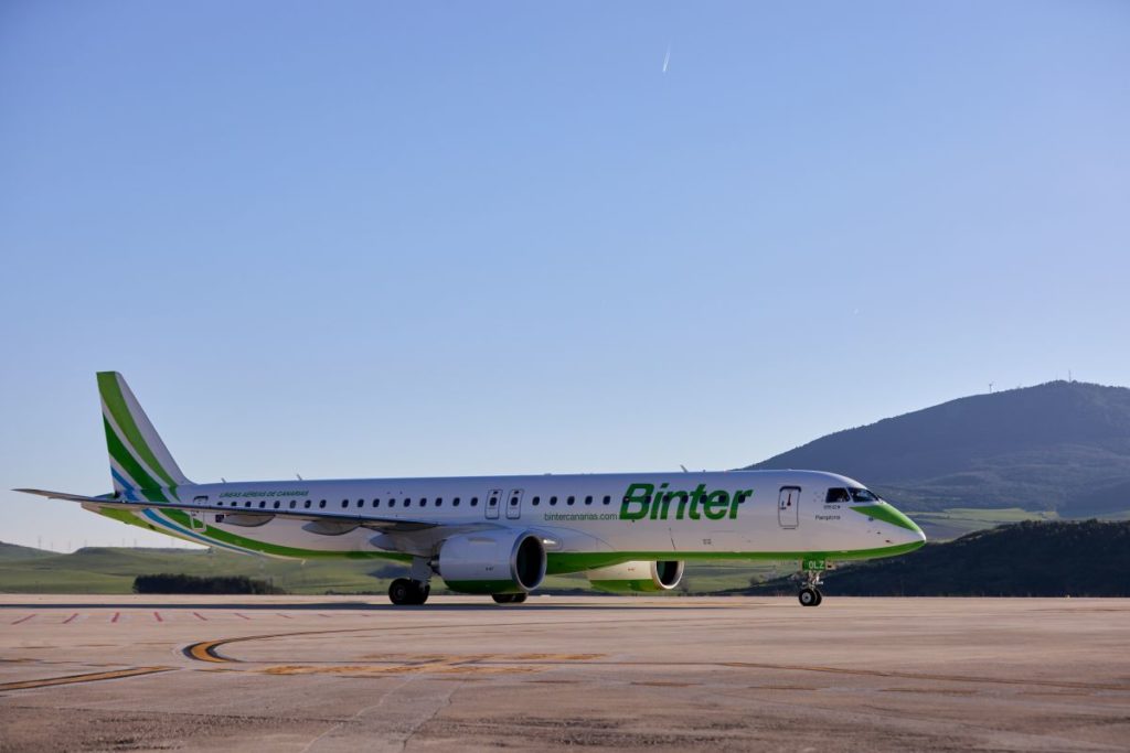 Vuelos directos de Canarias a Navarra con Binter