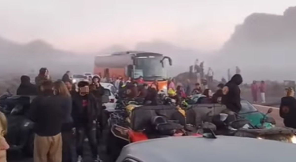 Indignación por un nuevo vídeo del Teide masificado