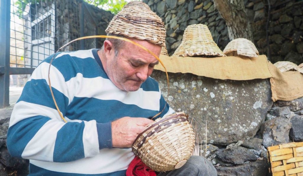 La Feria de Artesanía de Pinolere marca el paso para reflexionar sobre el futuro del sector