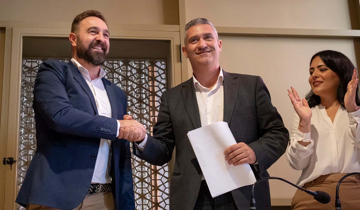 PSOE y CC "refuerzan la estabilidad" de su pacto de gobierno en La Laguna