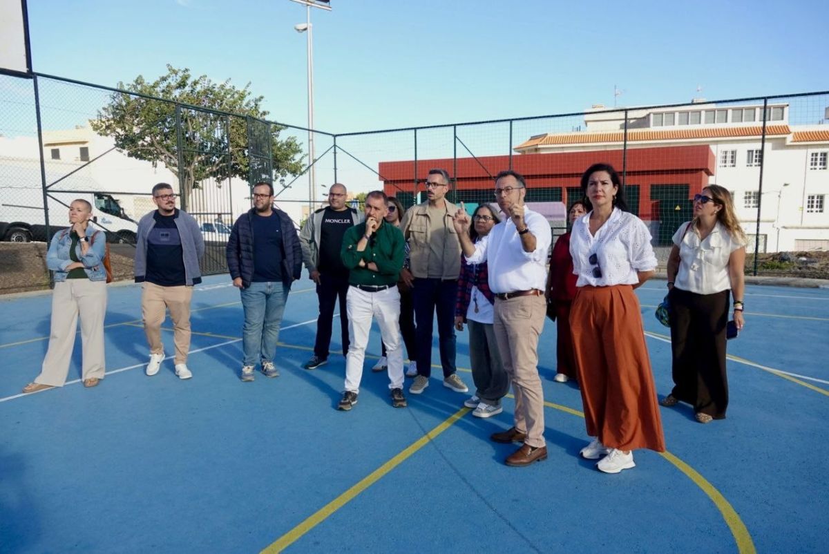 Vecinos de El Sobradillo piden mejoras en servicios e infraestructuras