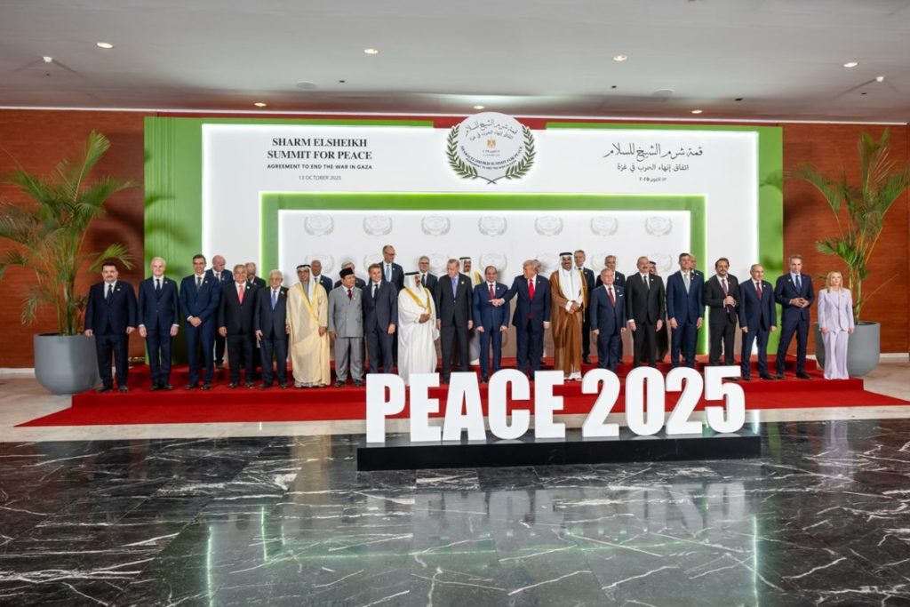 El plan de paz para Gaza se firma en Egipto y Hamás libera a los rehenes