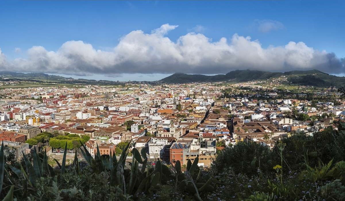 Grave caída desde la azotea de una vivienda en Tenerife