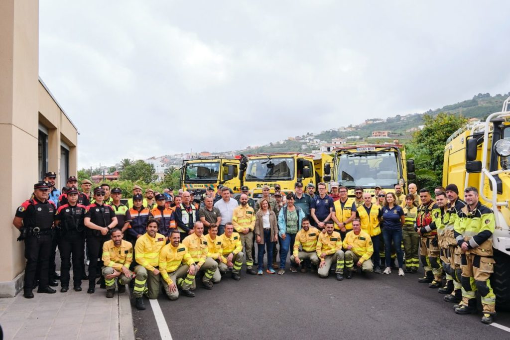 Tenerife despliega el mayor operativo contra incendios
