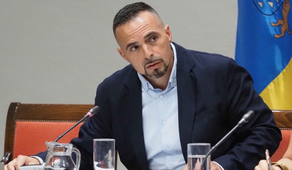 Clavijo niega que el director de SCS revelara "ningún dato" del diputado de NC