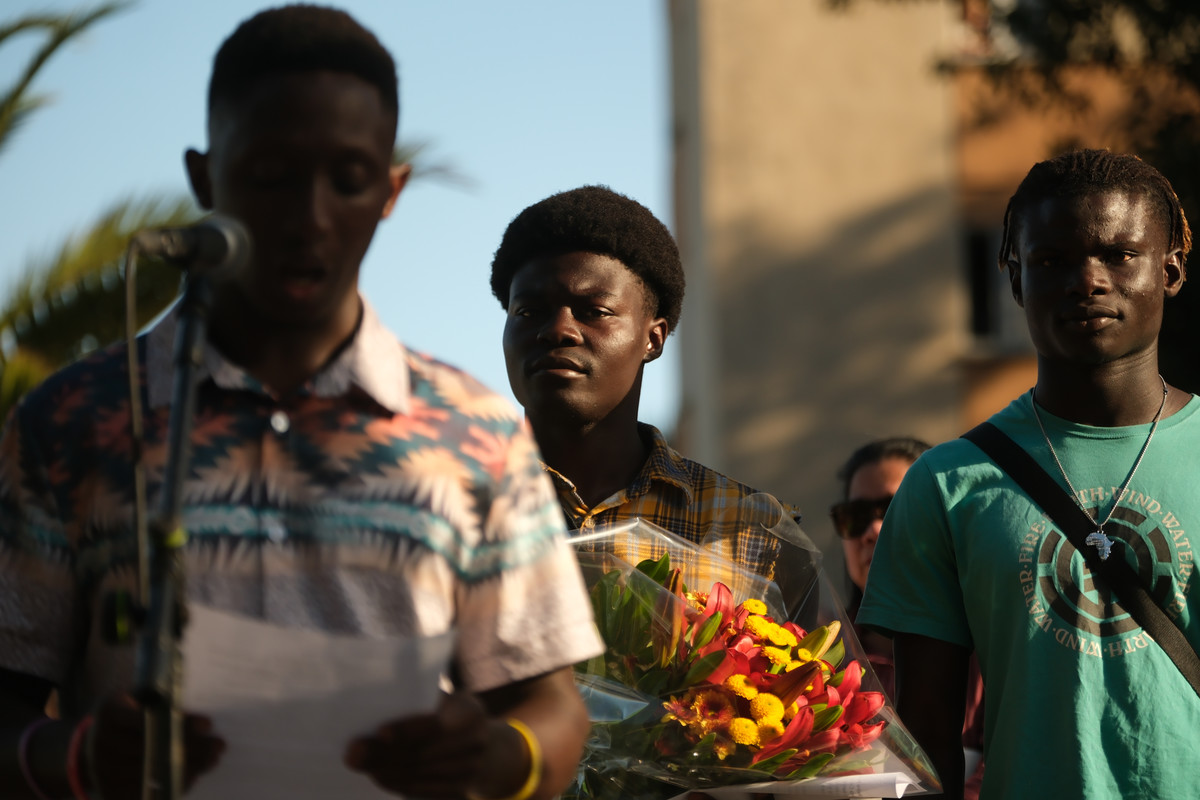 Migrantes a la Virgen: "escucha el grito de quienes se lanzan al mar buscando esperanza"