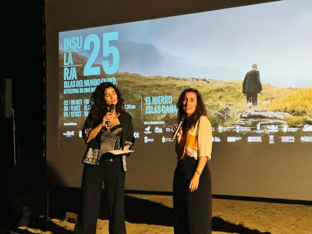 Paula Cons inaugura INSULARIA con 'La isla de las mentiras'