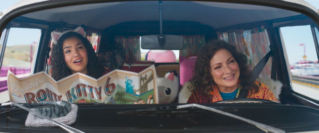 Laila Lockhart Kraner retoma su papel en la serie La casa de muñecas de Gabby, junto a Gloria Estefan.