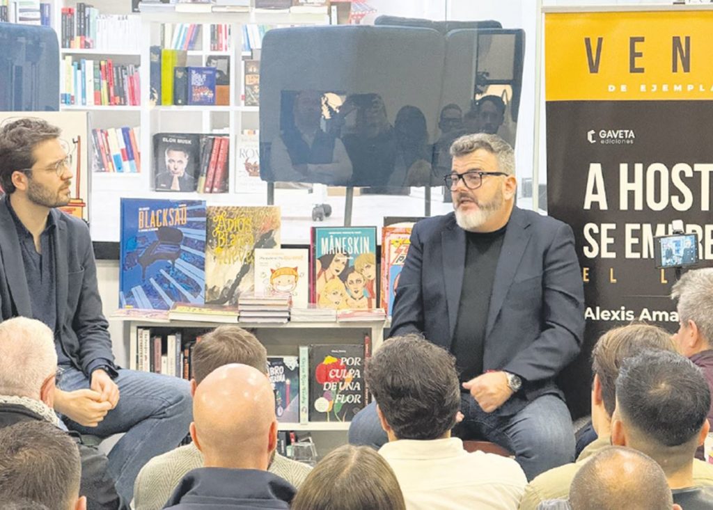 Presentación exitosa en Madrid de ‘A hostias se emprende’, el debut literario de Alexis Amaya