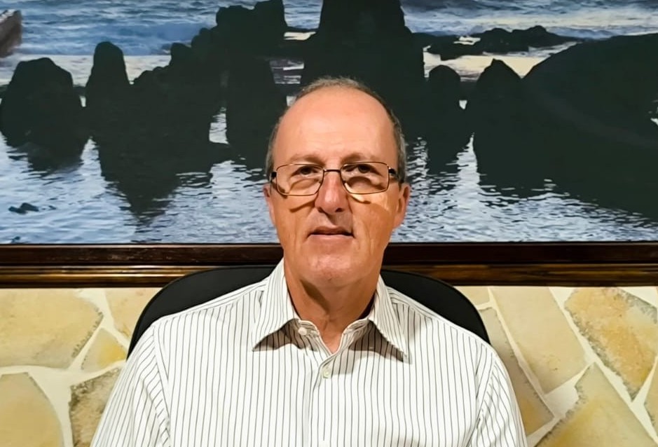 Sobre el humor, el amor y el desamor, en diez versos