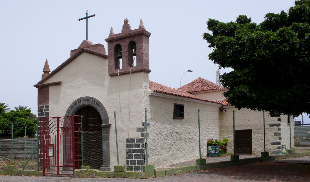 La ermita de San Telmo de Santa Cruz: construida por pescadores y que fue objeto de la primera voladura controlada