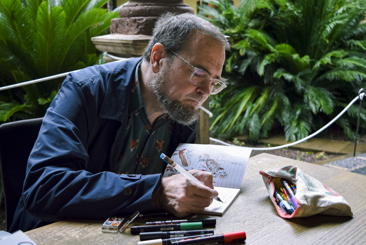 El historietista Mauro Entrialgo protagoniza el ciclo ‘Entre Viñas y Viñetas’ de Noviembre Mes del Vino