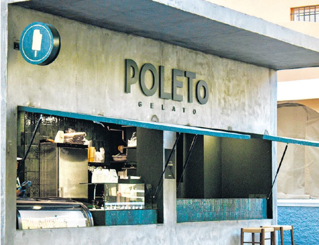 De mango con pimienta rosa o maracuyá y plátano: Poleto Gelato, el helado que sabe a Canarias, ya tiene local en Santa Cruz