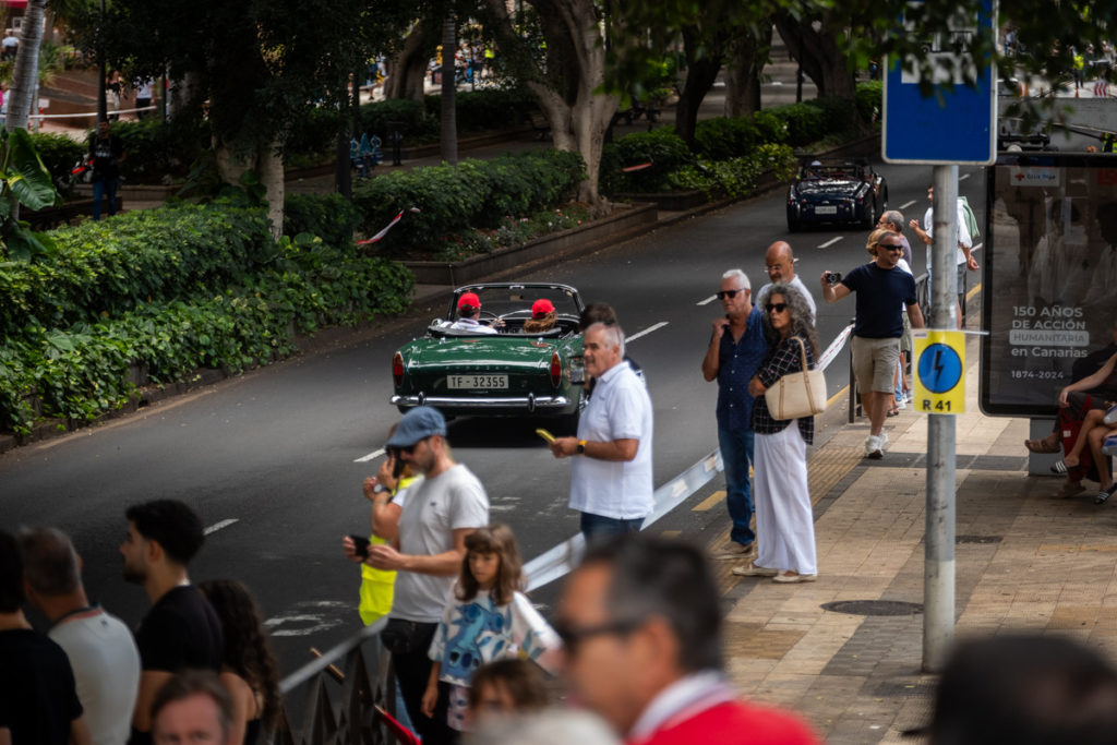 Santa Cruz se convierte en un gran circuito urbano para honrar a los clásicos de nuestro automovilismo