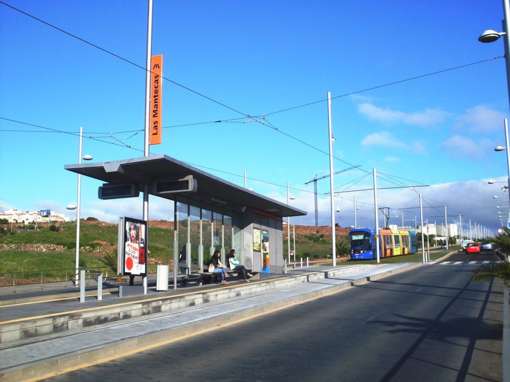 Cuatro años y medio de cárcel por una brutal agresión en la parada del tranvía