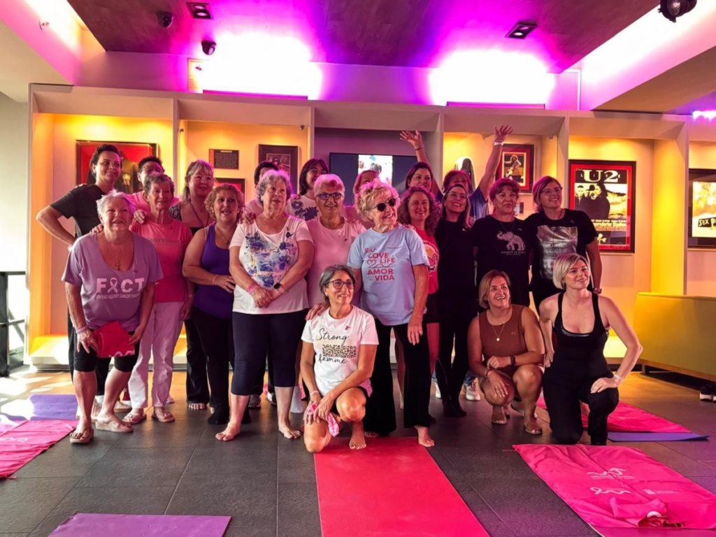 Tenerife ‘Brilla por la Vida’ en apoyo al cáncer de mama