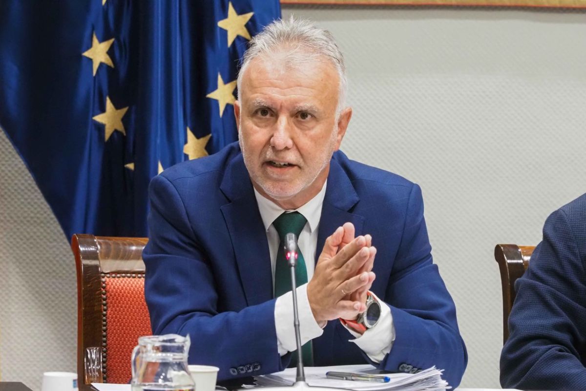 Ángel Víctor Torres respalda y aplaude al Obispo de Canarias: "Tiene razón, hay que ponerse en el lugar de las personas migrantes"
