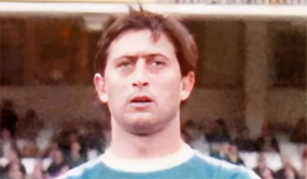 Luto en el CD Tenerife por el fallecimiento de Pedro Camus, jugador blanquiazul en los años 80