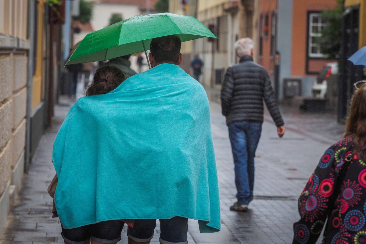 La Aemet actualiza la previsión especial del tiempo en Canarias en Nochebuena: anuncia más lluvia