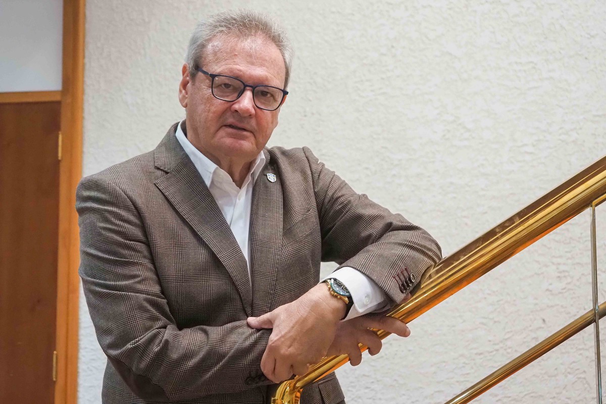 Sergio Batista, presidente del CD Tenerife Femenino, tras la marcha de Eder Maestre