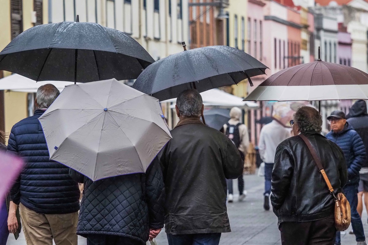 La Aemet amplía los avisos por lluvias en Canarias