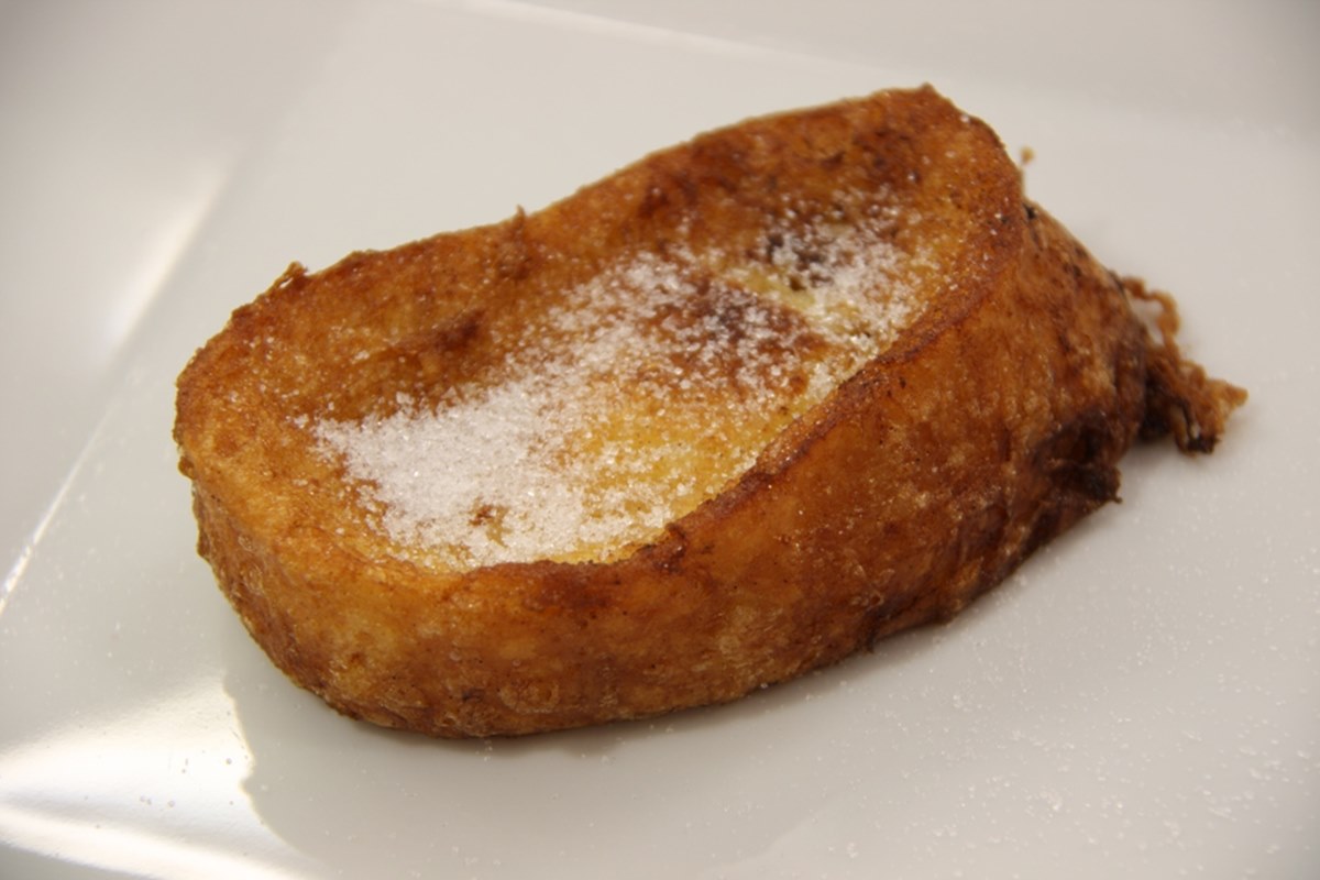 La tasca en Santa Cruz que mantiene la tradición desde 1992 y tiene las mejores torrijas: "Es excelente"