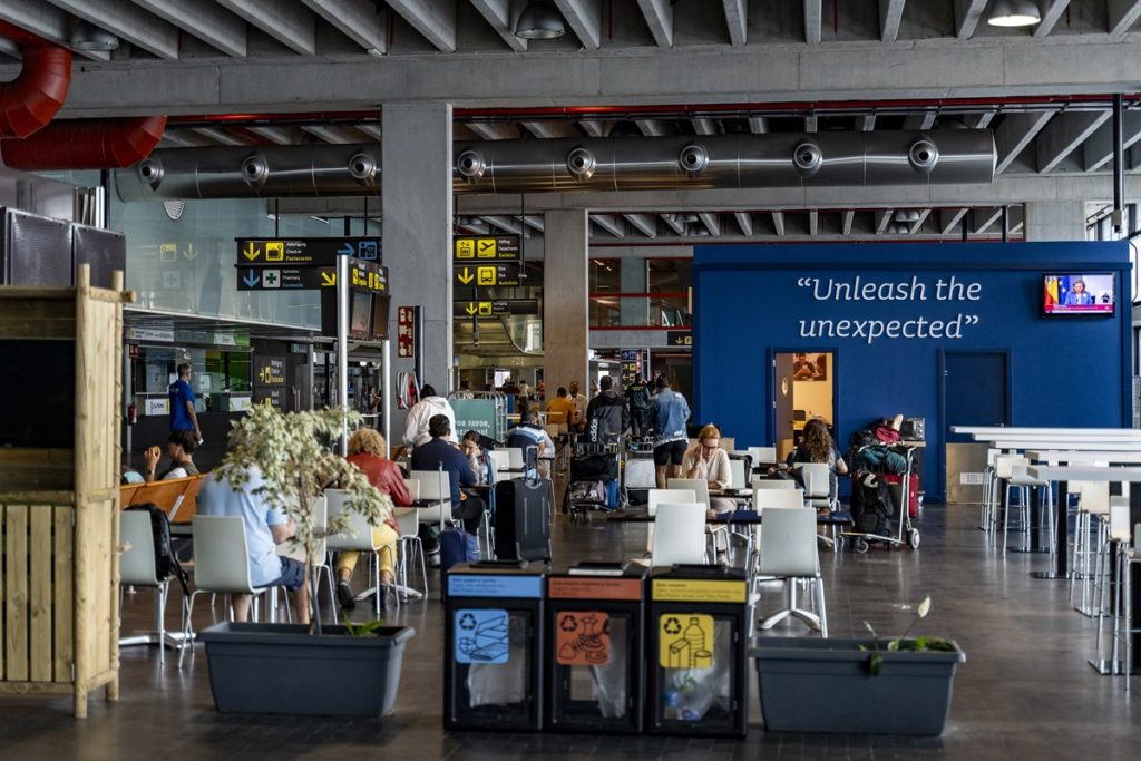 Huelga en 5 aeropuertos de Canarias: guía de derechos para reclamar hasta 600 euros si afecta a tu vuelo