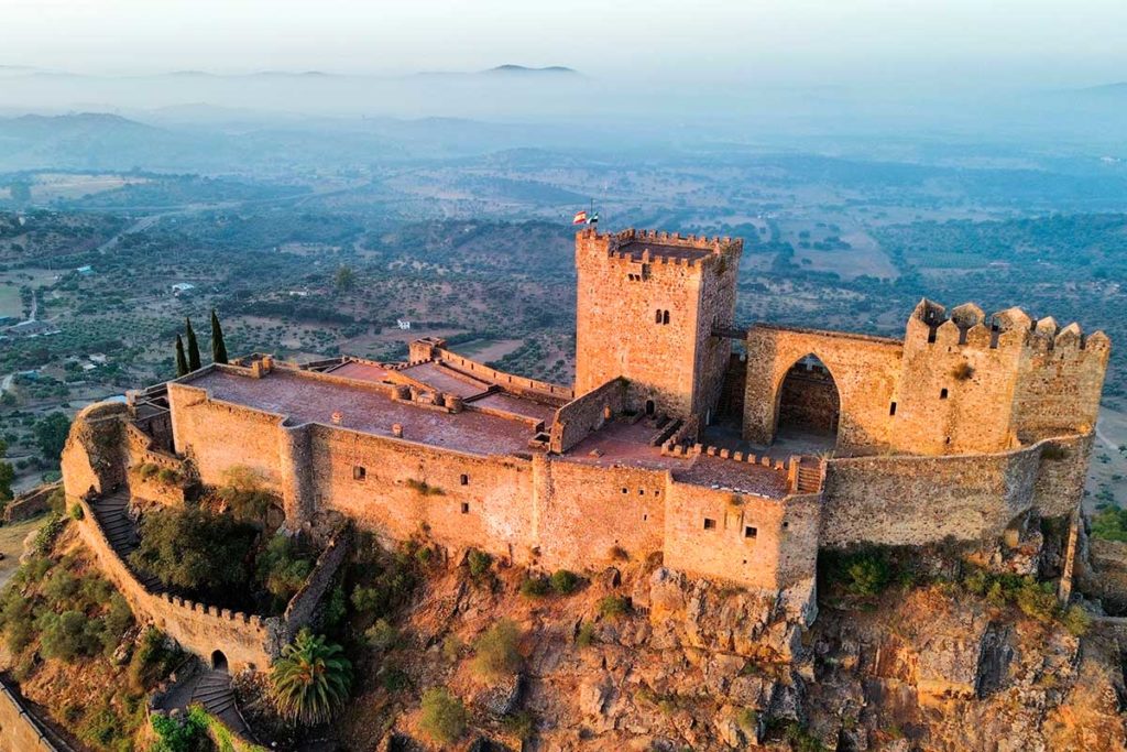 Binter te acerca a un Badajoz lleno de historia, naturaleza y sabor