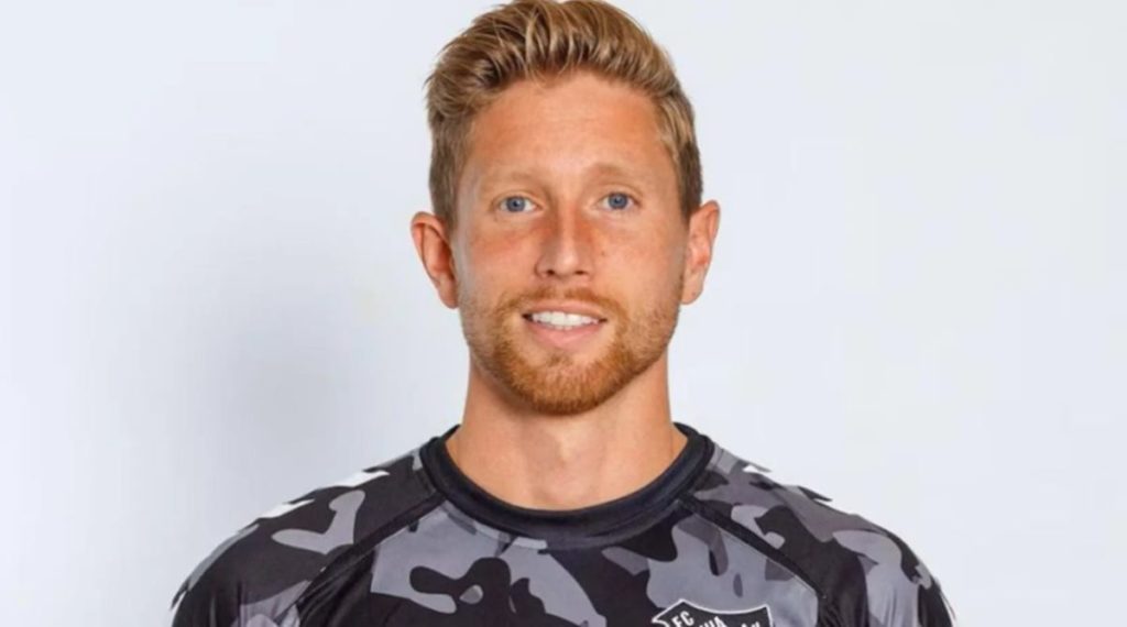 Muere un futbolista de 34 años tras un trágico accidente mientras estaba de vacaciones