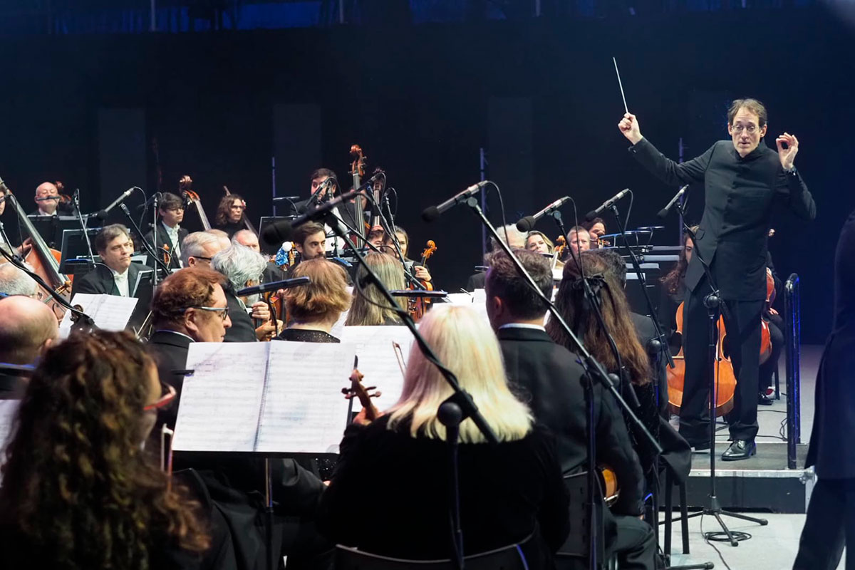 Lleno total en el concierto de Navidad de la Sinfónica de Tenerife en Santa Cruz