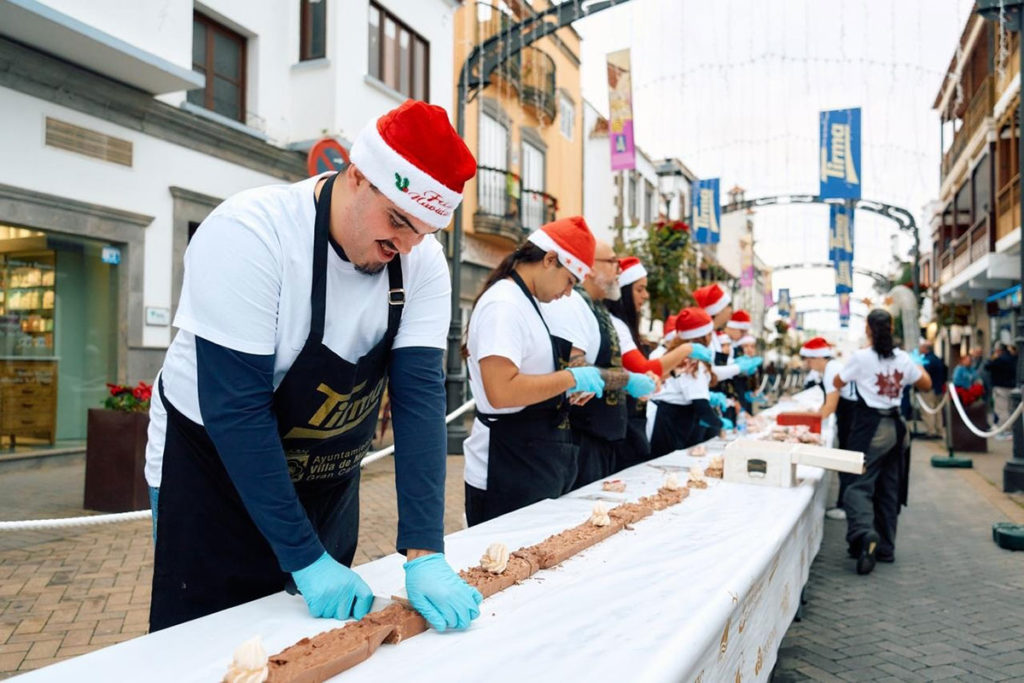 El turrón solidario de chocolate gigante hecho en Canarias: mide 200 metros