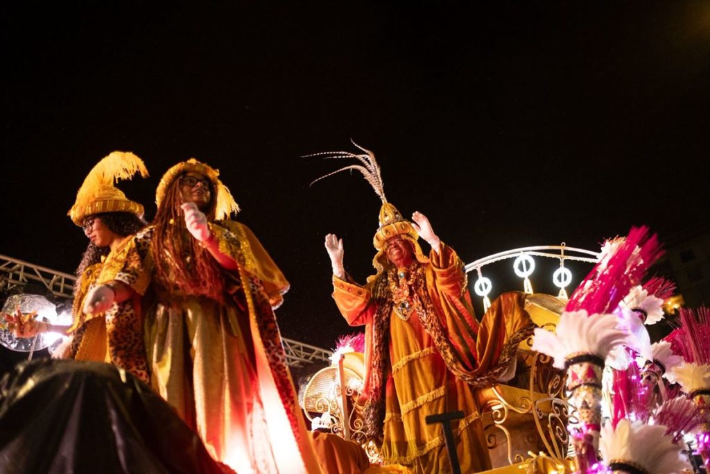 La magia de Melchor, Gaspar y Baltasar pudo con el aguacero