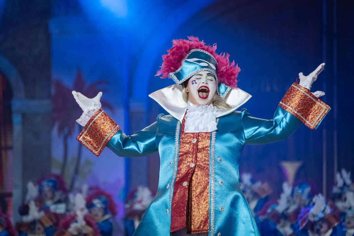 Bambones ‘gana la lotería’ de estar presente el sábado en el Recinto Ferial tras una fase sublime