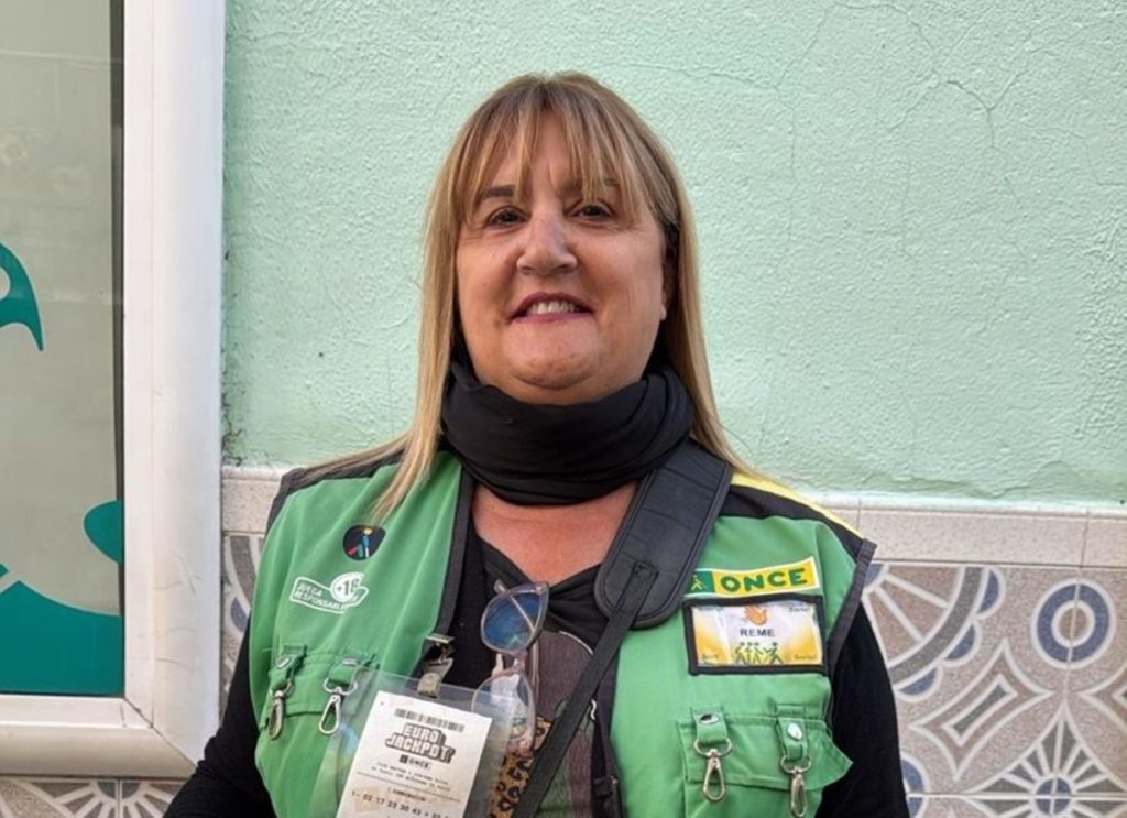 No es una reina maga, pero podría: Remedios repartió 350.000 euros en 10 cupones de la ONCE en Canarias