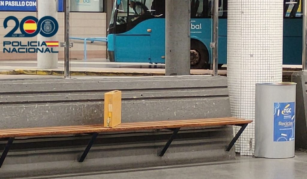Activan el protocolo de seguridad por un maletín sospechoso en una estación de Canarias: los TEDAX acuden de inmediato