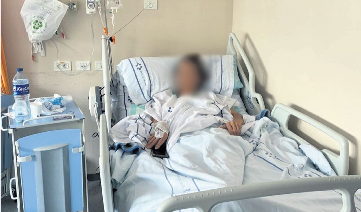 María por fin fue operada de su fractura del fémur, después de once días a la espera en el HUC