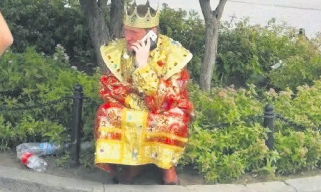 ¿Qué le pasó a Melchor, al que se le vio pegado al teléfono en una rotonda de Santa Cruz?