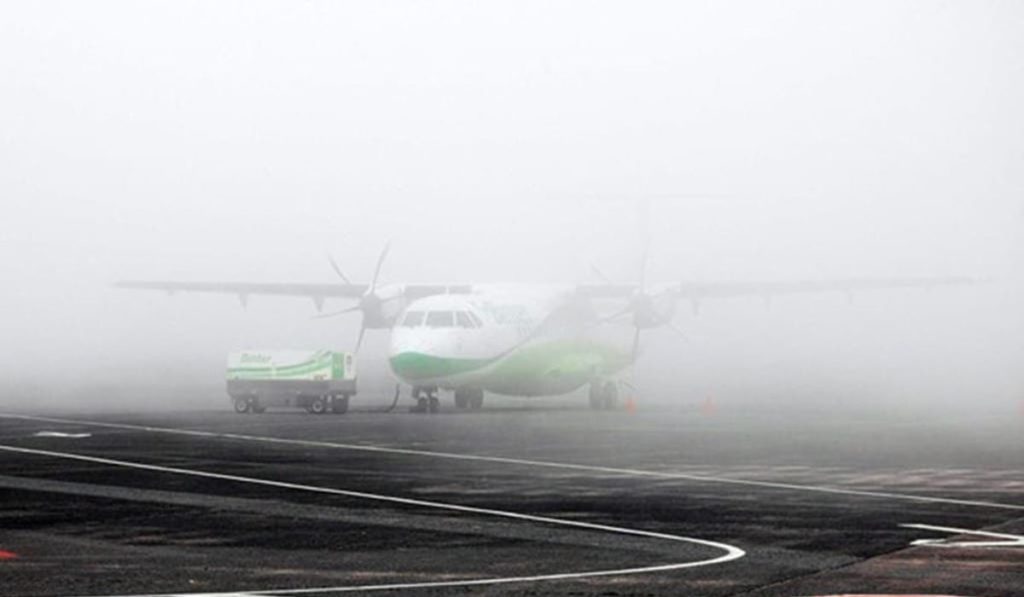 Primeras consecuencias de la borrasca Therese: un avión obligado a regresar a Tenerife