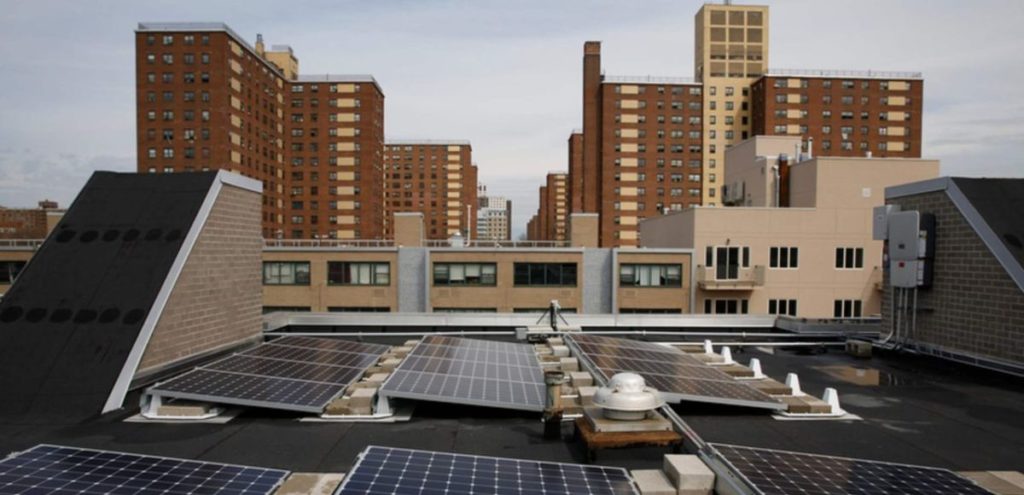 Endesa multiplica por 71 en seis años los suministros de autoconsumo en Canarias, hasta 21.015