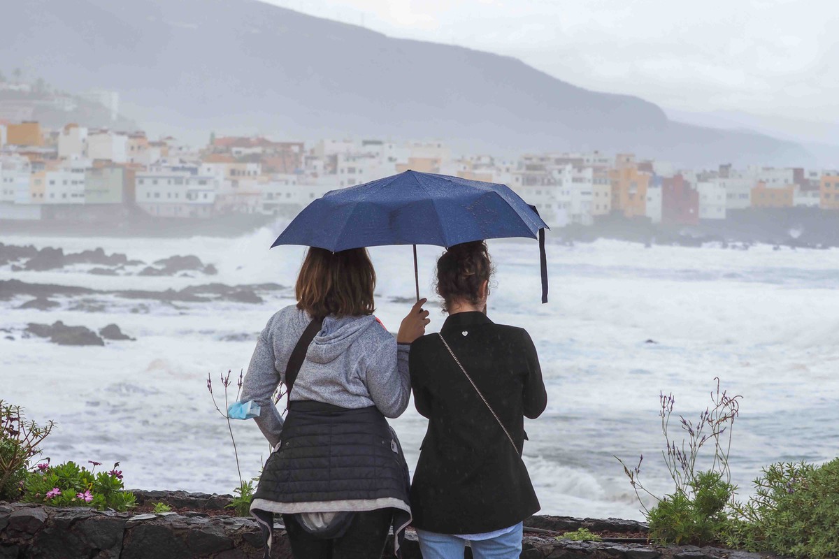 La Aemet amplía los avisos en Canarias y el Gobierno declara la prealerta