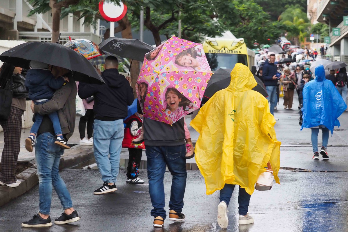 La Aemet anuncia un cambio radical del tiempo en Canarias: lluvias, frío y viento muy fuerte