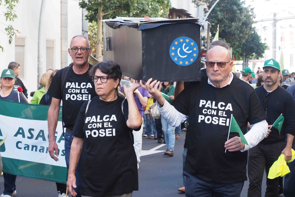 El sector primario clama frente a Subdelegación de Gobierno en Tenerife por la "sensibilidad" de Europa con Canarias