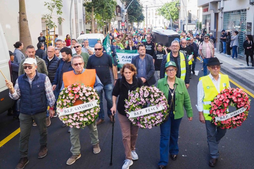 El sector primario clama frente a Subdelegación de Gobierno en Tenerife por la "sensibilidad" de Europa con Canarias