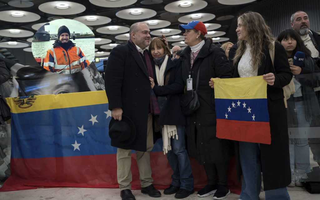Llegan a Madrid los cinco presos españoles liberados en Venezuela, entre ellos el canario Miguel Moreno