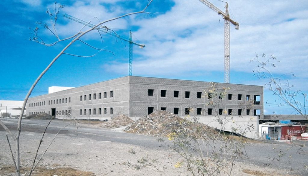 El sur de Tenerife se harta del retraso de las obras que reclama hace décadas